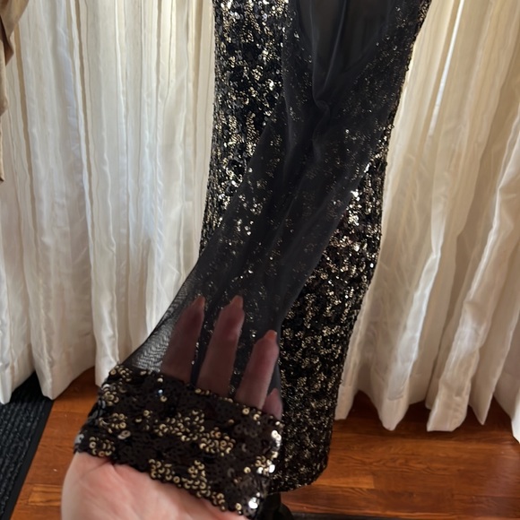 Belle Bagley Mischka Black Sequin Winola Sheath Stretch Evening Dress Size 14 - Picture 11 of 13